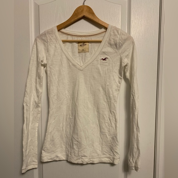 Hollister Ladies casual long sleeve shirt in white, Size XS - Picture 1 of 3